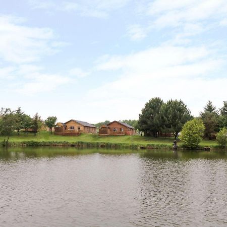 Makins Lodges Nuneaton Exteriör bild