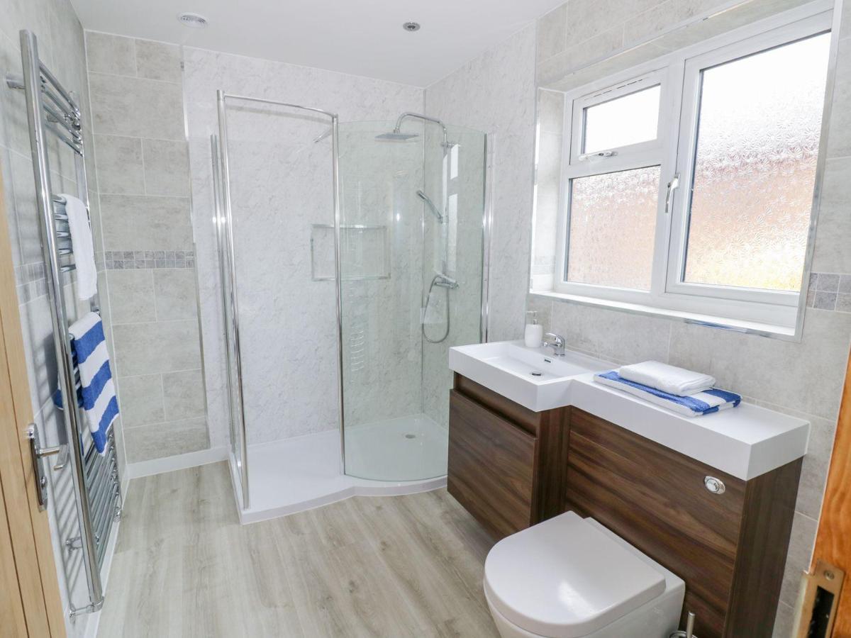 Makins Lodges Nuneaton Exteriör bild