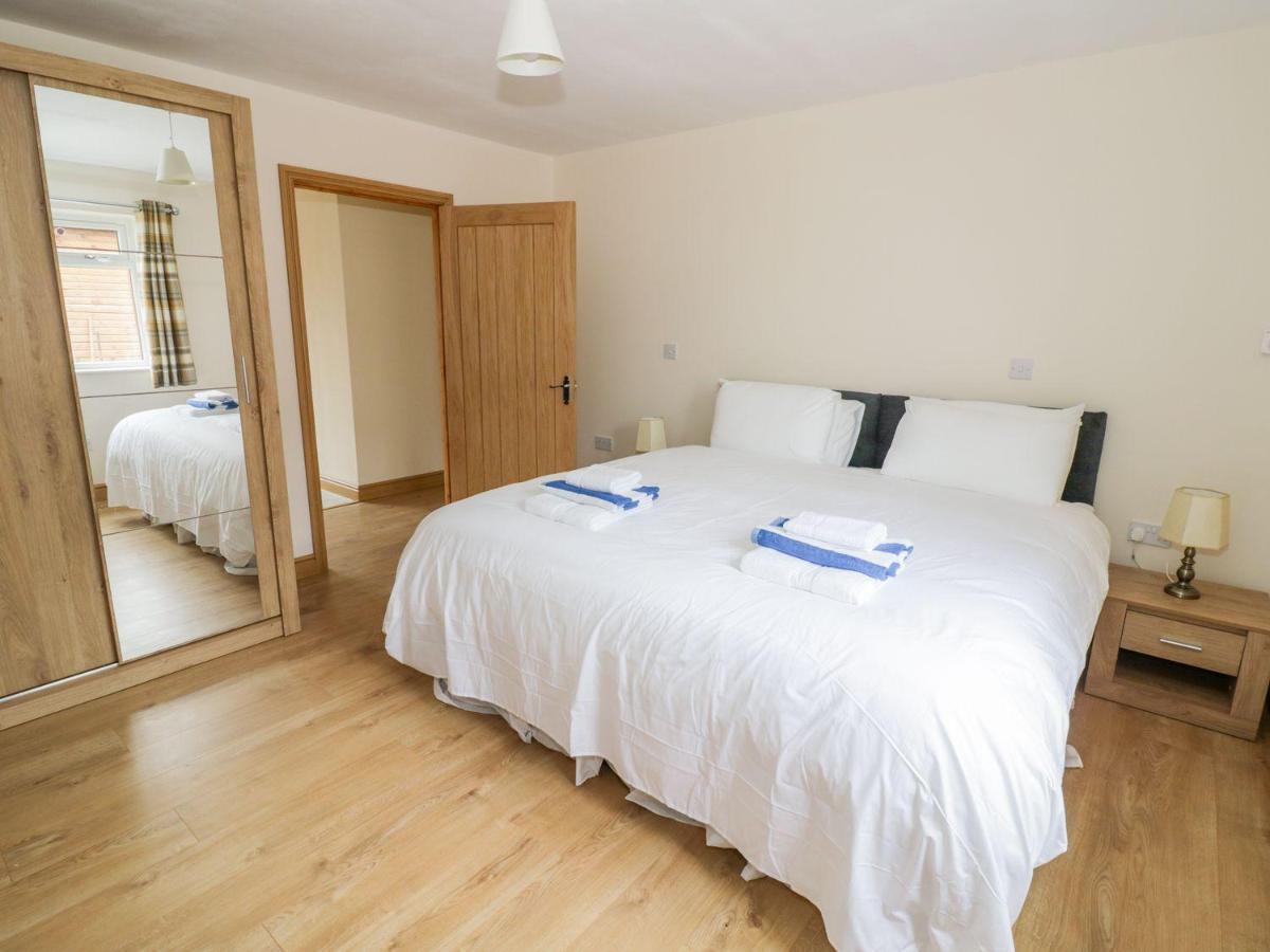 Makins Lodges Nuneaton Exteriör bild